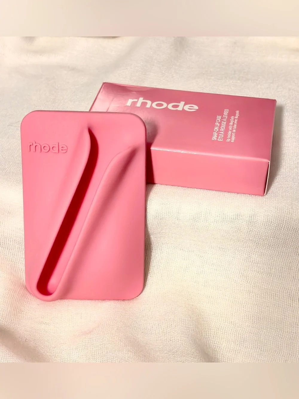 Rhode Limited Edition MagSafe Silicone Snap-On Lip Case Sweet Pea Pink NIB
